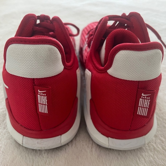 Nike LeBron Witness 6 TB 'University Red' DO9843-600 SIZE 8.5 MENS - Picture 3 of 7